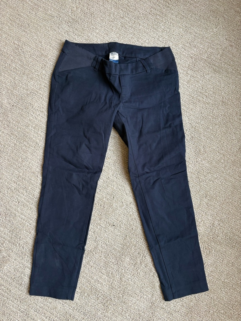 Old Navy Maternity Pixie Pants in Navy